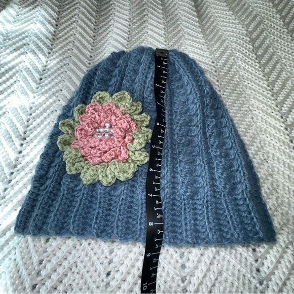 Handmade Crocheted Blue Hat with rose and sage flower and Pearl details - nwot - Picture 4 of 6